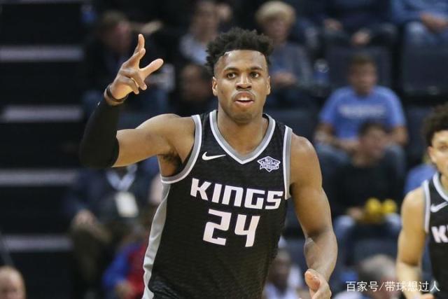 路易斯-迪亚斯未来不明朗，巴黎及巴萨有意引进他